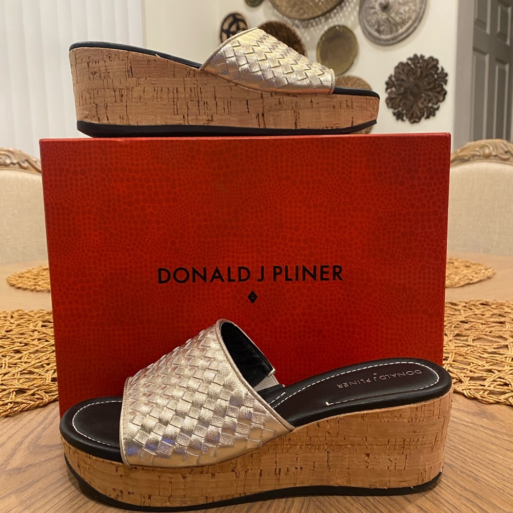 Donald J Pliner Safari 3 -Gold leather, cork wedge. Size 9